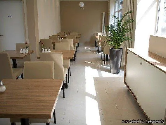 Nu Wave - Digital Check-in ホテル ベルリン