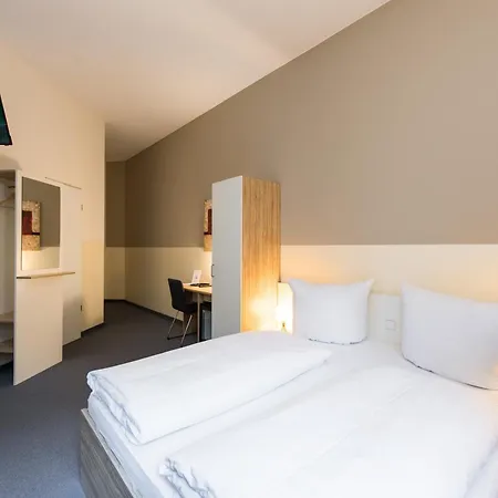 Nu Wave - Digital Check-in 3* Berlim