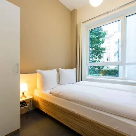 Nu Wave - Digital Check-in 3* Berlim