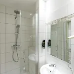 Nu Wave - Digital Check-in 3*