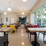 Nu Wave - Digital Check-in Szálloda 3*
