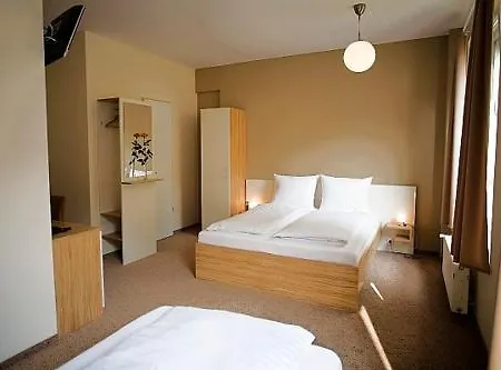 Nu Wave - Digital Check-in 3* Berlin