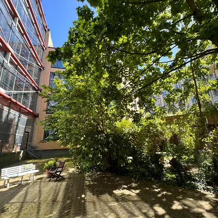 Nu Wave - Digital Check-in 3* Berlin