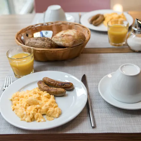 Ξενοδοχείο Nu Wave - Digital Check-in 3*