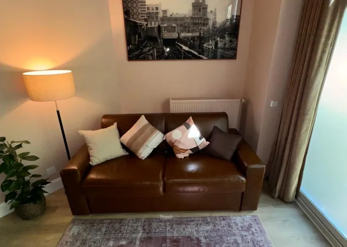 Nu Wave - Digital Check-in 3*