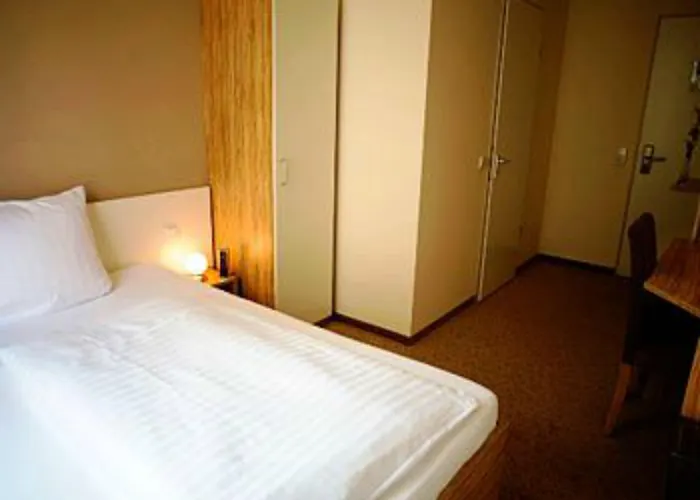 Nu Wave - Digital Check-in Hotel 3*