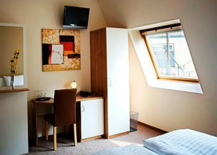 Nu Wave - Digital Check-in 3* Berlín