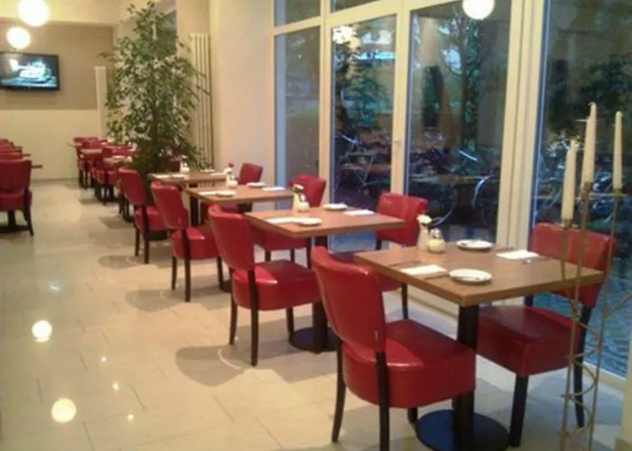 Nu Wave - Digital Check-in 3*