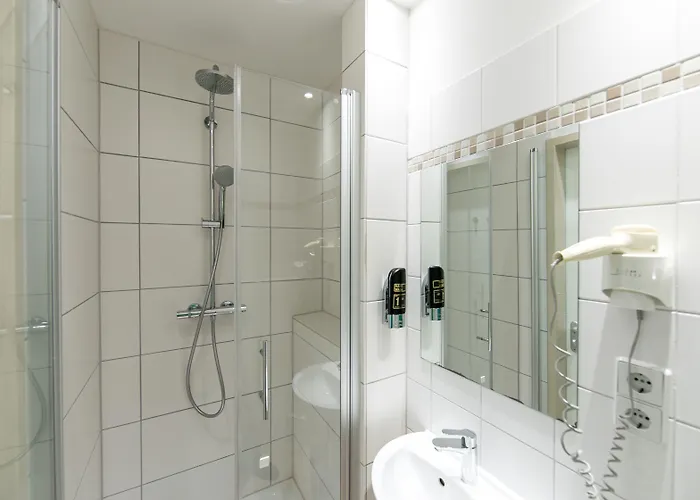 Hotel Nu Wave - Digital Check-in 3*